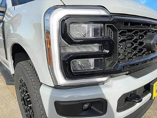 Avalanche 2026 Ford F-250 XLT