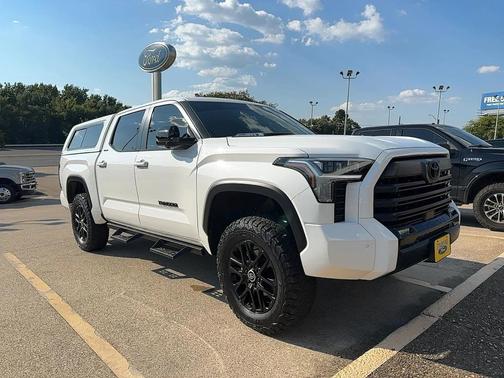 2024 Toyota Tundra Hybrid 