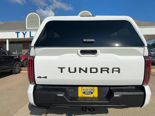 2024 Toyota Tundra Hybrid 