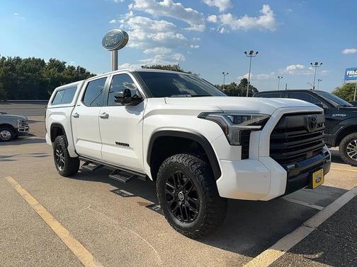 2024 Toyota Tundra Hybrid 