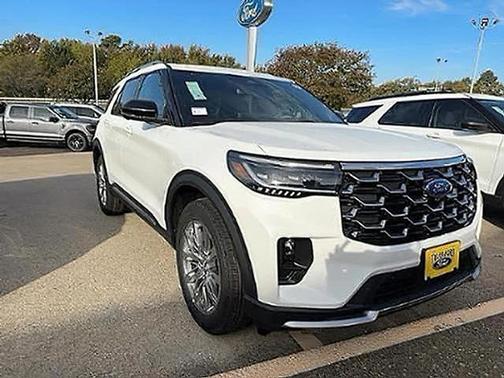 Star White Metallic Tri-Coat 2026 Ford Explorer Platinum