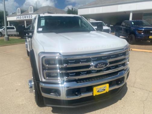 2025 Ford F-450 Lariat