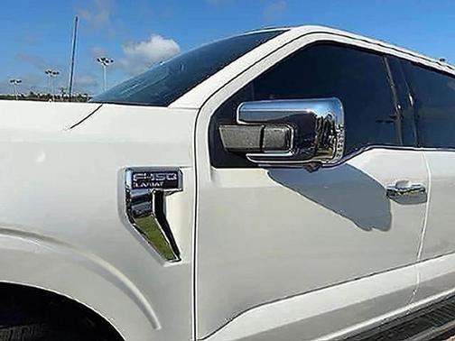 Star White Metallic Tri-Coat 2025 Ford F-150 Lariat