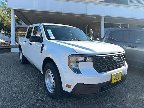 Oxford White 2026 Ford Maverick XL Truck