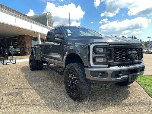 2025 Ford F-350 Lariat