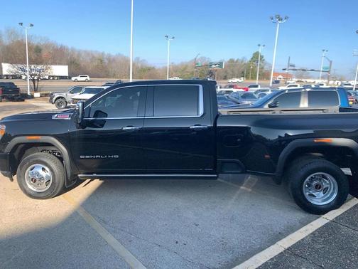 2023 GMC Sierra 3500 Denali
