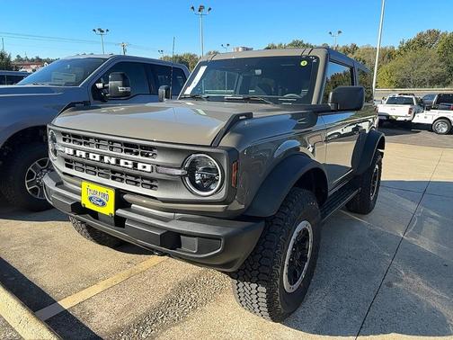 2025 Ford Bronco Base