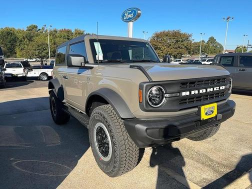2025 Ford Bronco Base