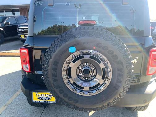 2025 Ford Bronco Base