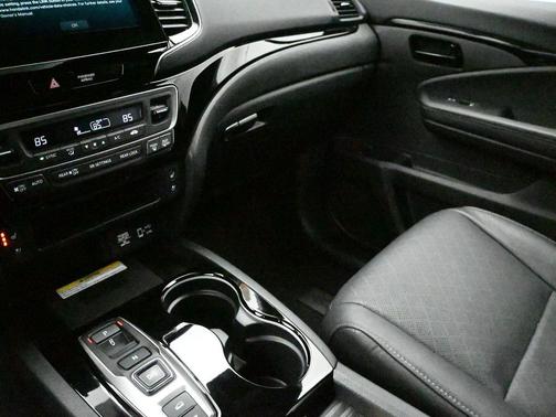 2023 Honda Passport Elite