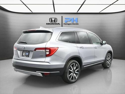 2022 Honda Pilot Touring 7-Passenger