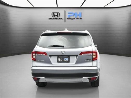 2022 Honda Pilot Touring 7-Passenger