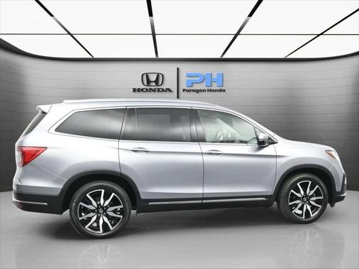 2022 Honda Pilot Touring 7-Passenger