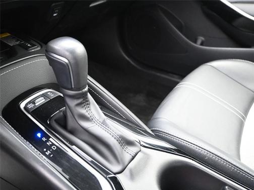 2024 Toyota Corolla Hatchback XSE