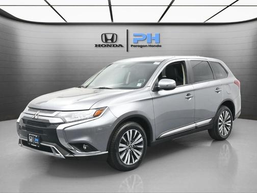 2020 Mitsubishi Outlander SE