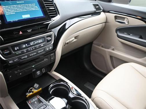 2022 Honda Pilot Touring 7-Passenger