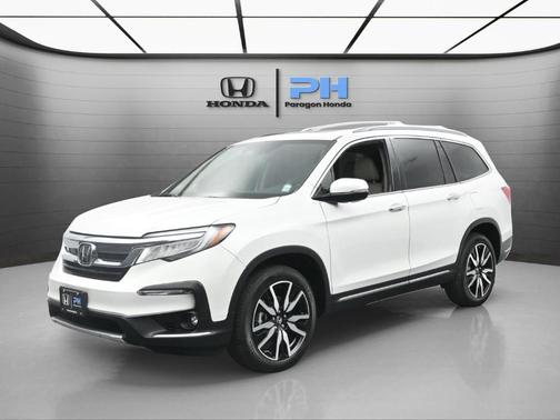 2022 Honda Pilot Touring 7-Passenger