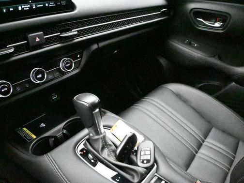 Pearl 2024 Honda HR-V EX-L