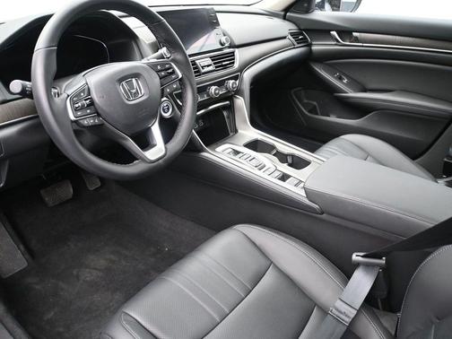 2022 Honda Accord Hybrid Touring