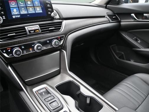 2022 Honda Accord Hybrid Touring