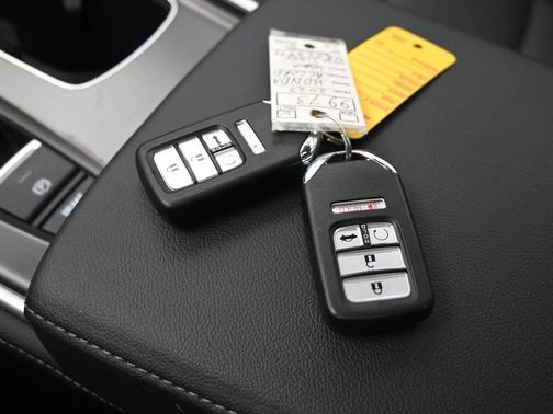 2022 Honda Accord Hybrid Touring