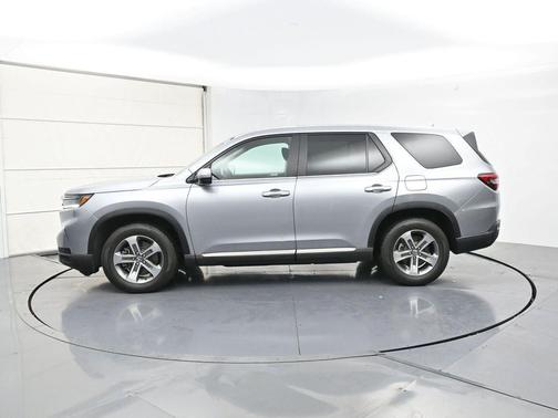 2023 Honda Pilot EX-L 8-Passenger