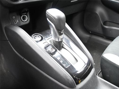 2021 Nissan Versa 1.6 SV