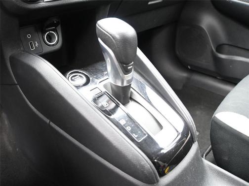 2021 Nissan Versa 1.6 SV