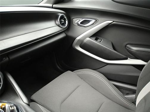2021 Chevrolet Camaro 1LS