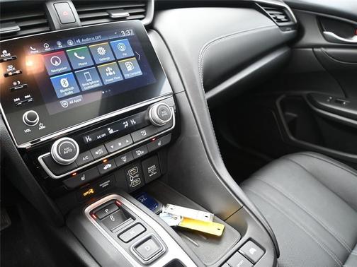 2021 Honda Insight Touring