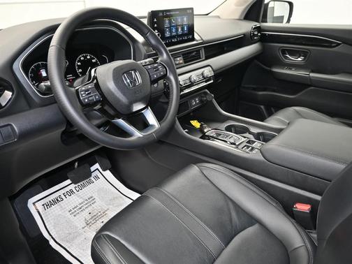 2023 Honda Pilot EX-L 8-Passenger