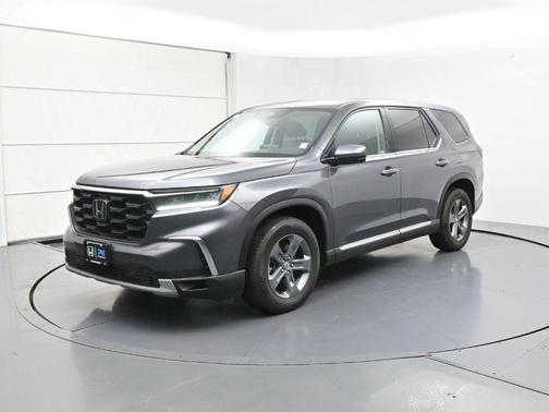 2023 Honda Pilot EX-L 8-Passenger