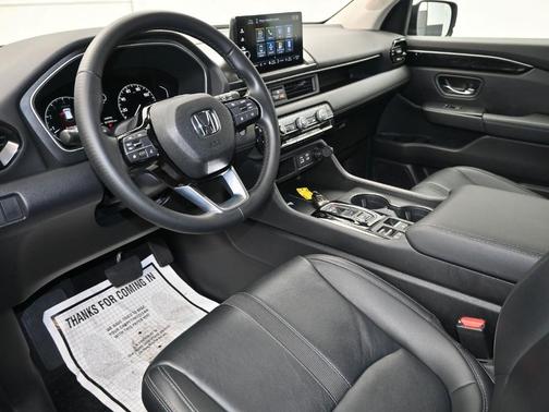 2023 Honda Pilot EX-L 8-Passenger