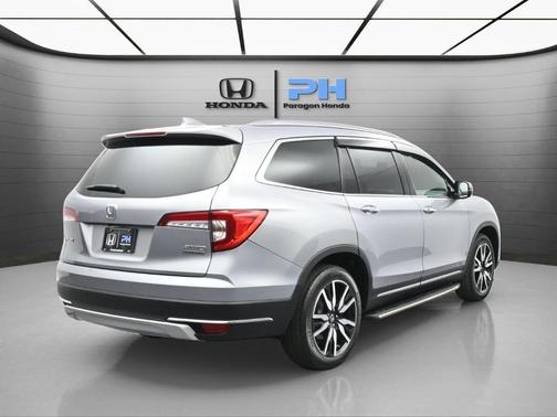 2021 Honda Pilot Touring 7-Passenger
