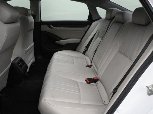 2019 Honda Accord Touring 2.0T