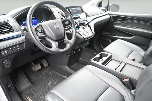 Platinum White Pearl 2024 Honda Odyssey Touring