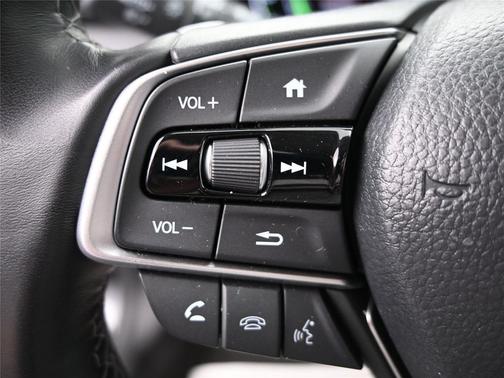 2022 Honda Insight Touring