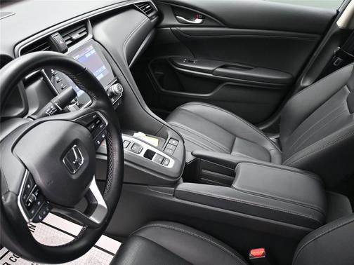2022 Honda Insight Touring