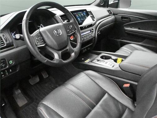 Platinum White Pearl 2024 Honda Passport TrailSport