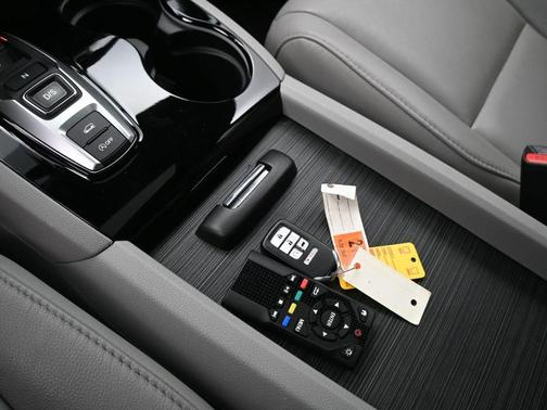 2020 Honda Pilot Touring 8-Passenger