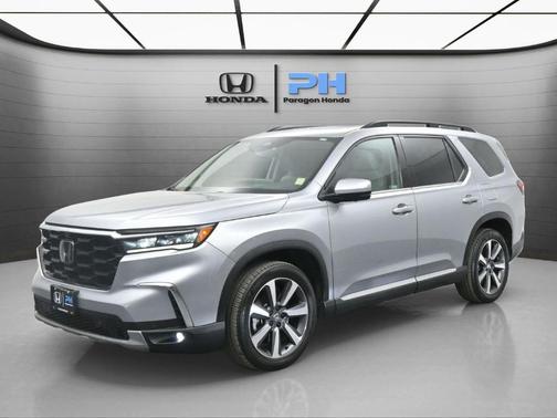 Lunar Silver Metallic 2023 Honda Pilot Elite