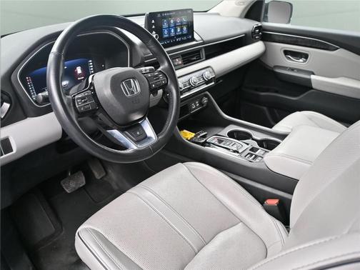 Lunar Silver Metallic 2023 Honda Pilot Elite