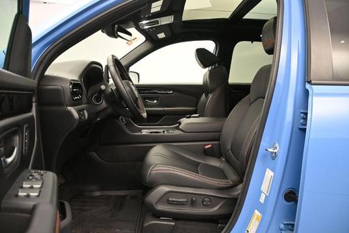 Sky Blue Pearl 2025 Honda Pilot TrailSport