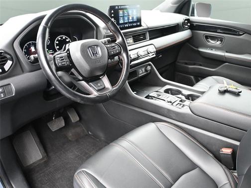 2023 Honda Pilot TrailSport