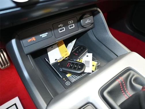 2025 Honda Civic Type R Base
