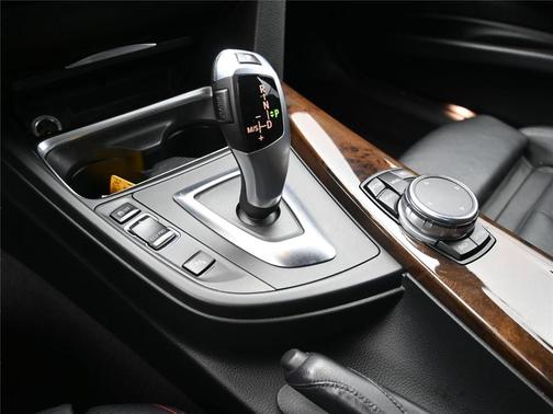 2015 BMW 328 i xDrive