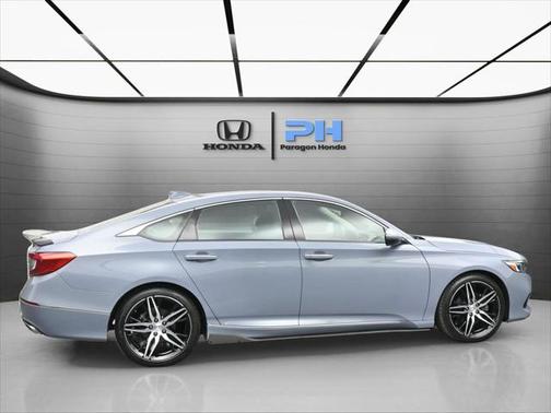 2022 Honda Accord Touring 2.0T