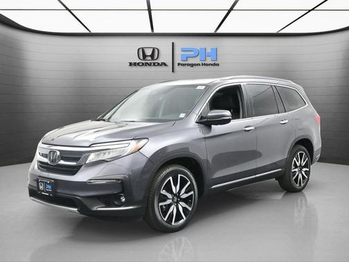 2022 Honda Pilot Touring 7-Passenger
