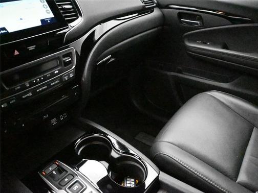 2022 Honda Pilot Touring 7-Passenger