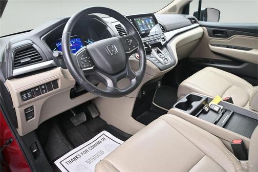 Radiant Red Metallic II 2024 Honda Odyssey EX-L